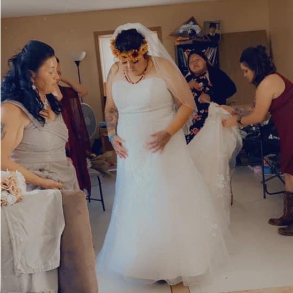 Wedding dress